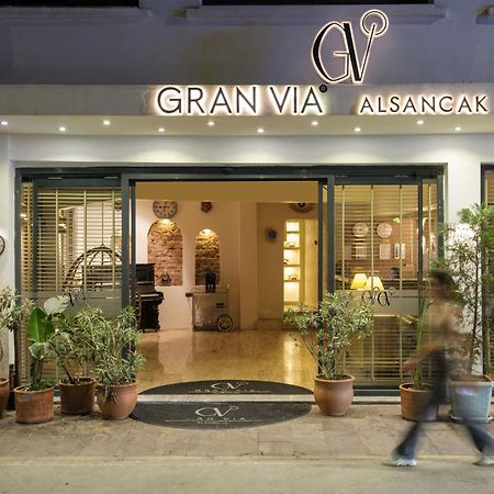 Gran Via Alsancak Hotel İzmir Exterior foto