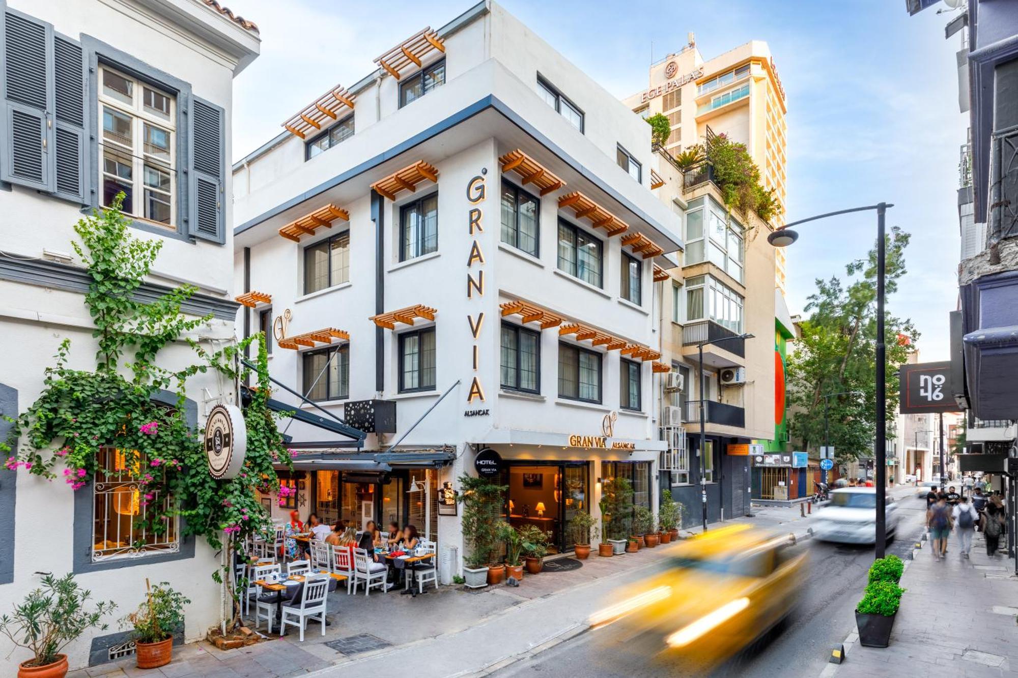 Gran Via Alsancak Hotel İzmir Exterior foto